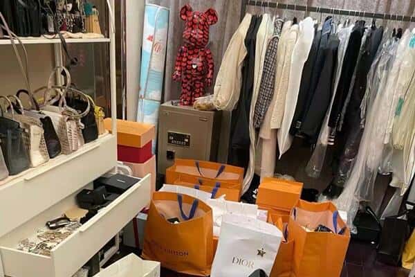 灞桥区回收一线品牌衣服